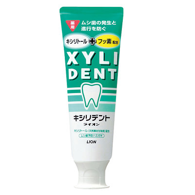 LION Xylident – мятная зубная паста с ксилитом (укрепление эмали зубов, защита от кариеса)