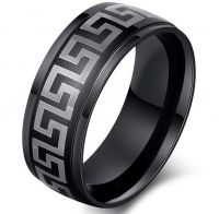 Черное кольцо с орнаментом Версаче