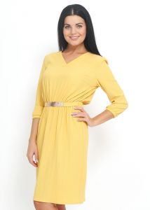 Платье желтого цвета фирмы Клевер