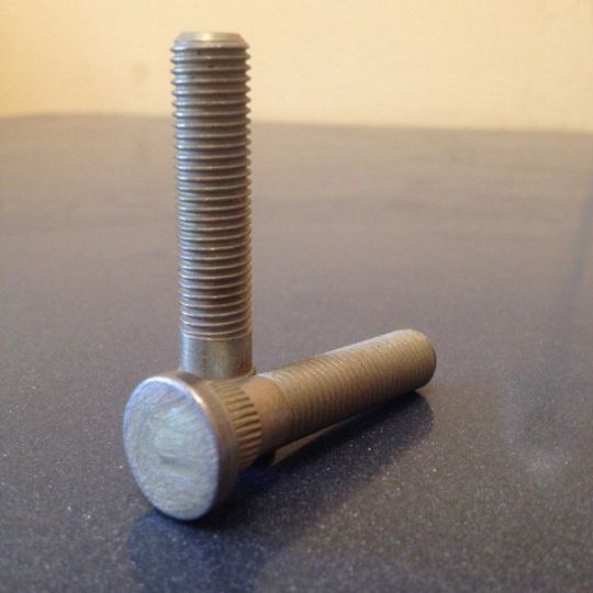 Шпилька забивная М10х1,25 L=50 мм (для 1.5" и 2" ступичных проставок)