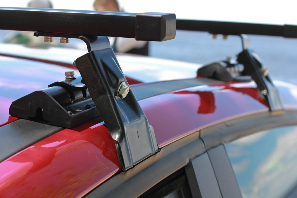 Универсальный багажник на крышу Lada XRay, Евродеталь, вид А, стальные прямоугольные дуги