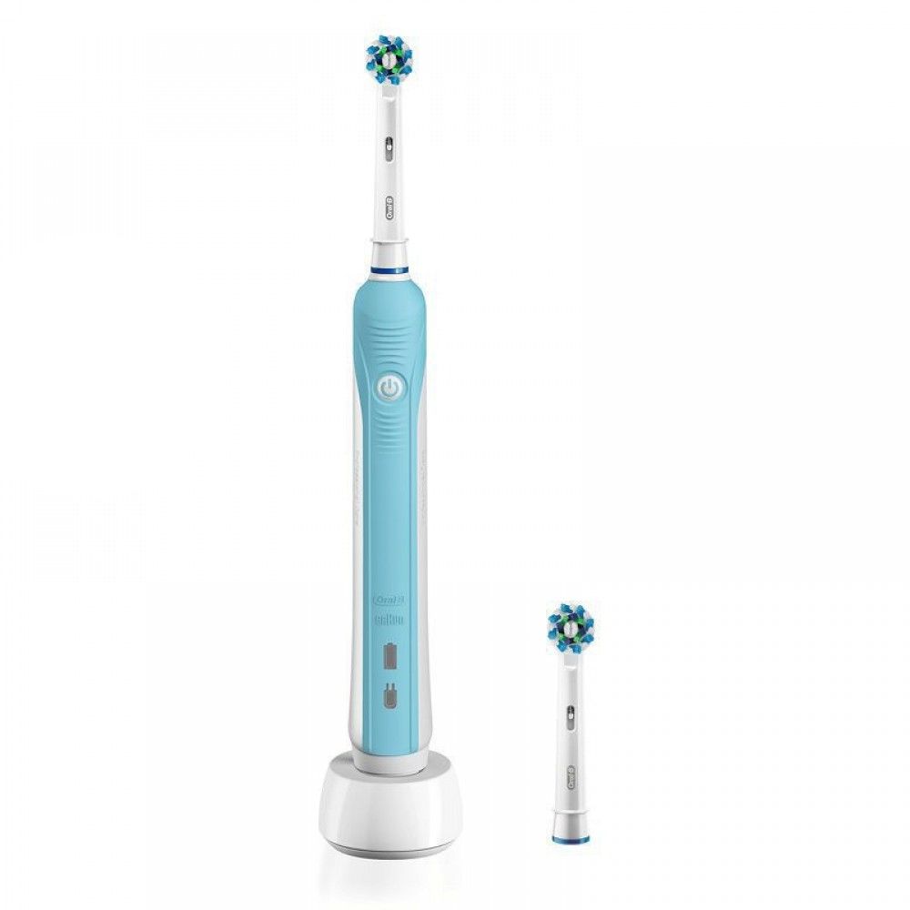 Электрическая зубная щетка Oral-B Pro 570 CrossAction, бело-голубой