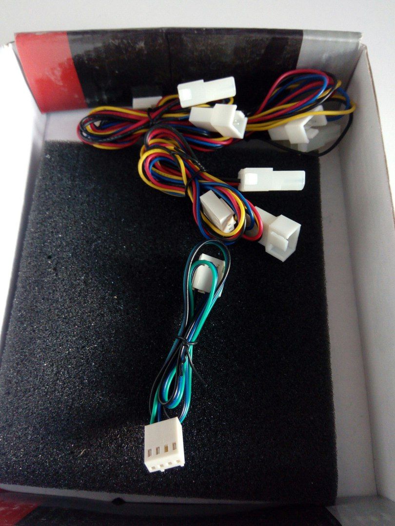  Xilence Fan Controller for 3.5in Drive Bay ( )
