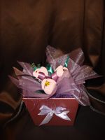 Тюльпаны - подарочный набор с кофе и конфетами