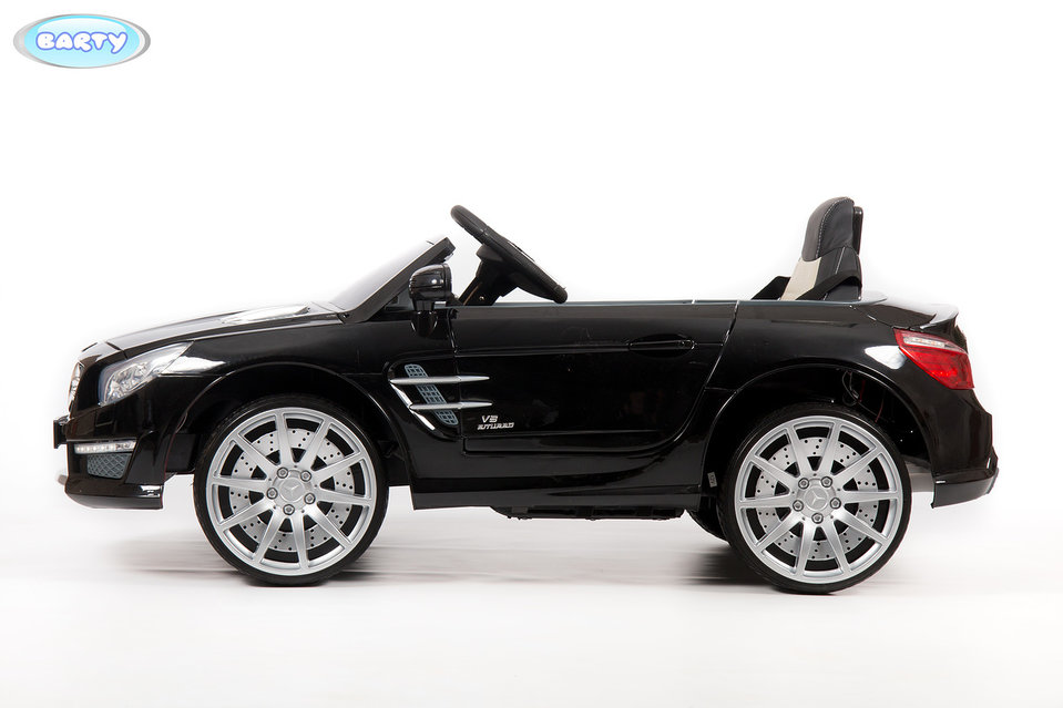 241.Mercedes-Benz SL63 black