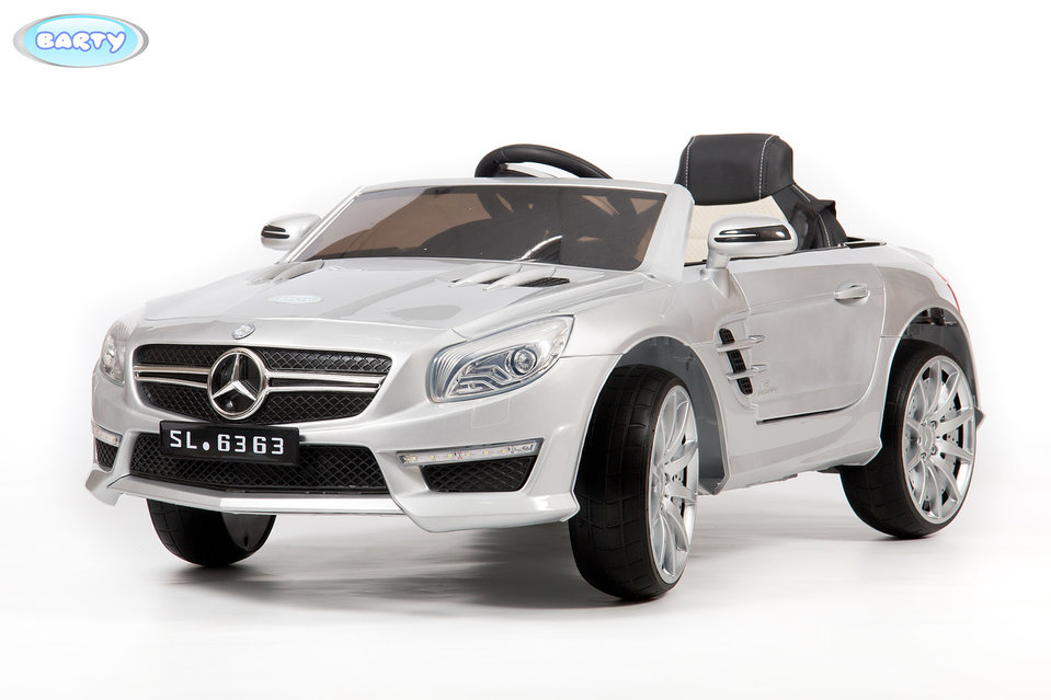 242.Mercedes-Benz SL63 silver