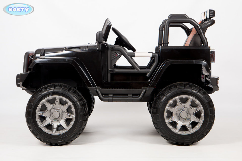 381. Детский электромобиль Jeep Sahara-2 black