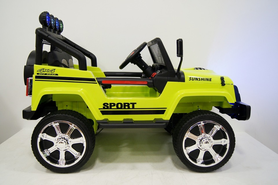 411. Детский электромобиль Jeep Sahara-3 green