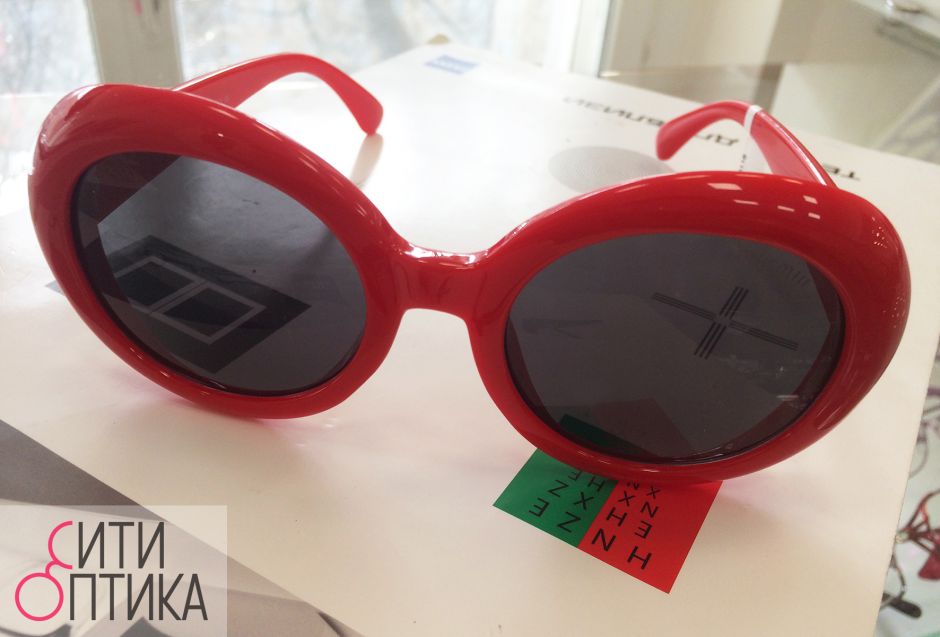 Солнцезащитные очки Miu Miu  86118