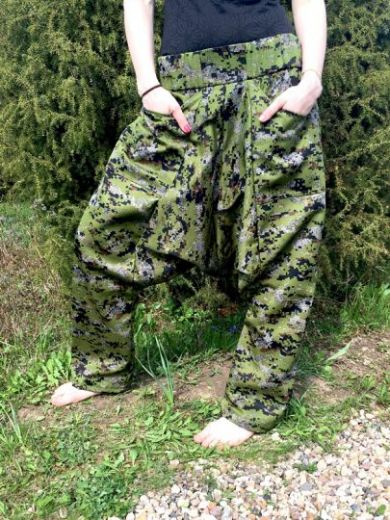 Женские камуфляжные штаны зеленого цвета, купить в Москве, интернет магазин