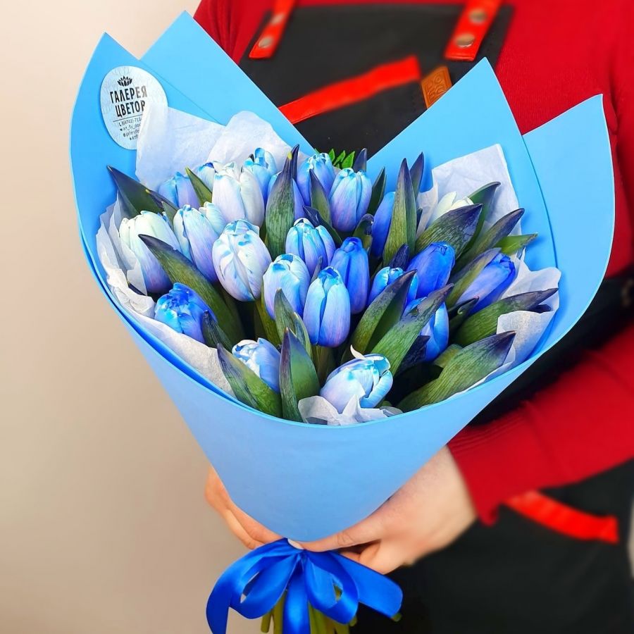 25 синих тюльпанов