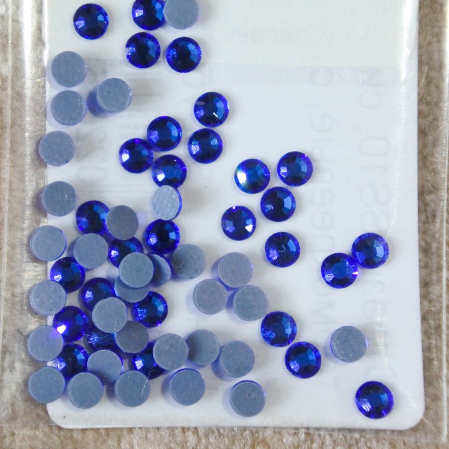 Стразы стеклянные клеевые, цвет Синий, SS10, 70 шт/упак