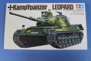 Западно-германский танк Leopard "Standard Panther" 1963г. c 105-мм пушкой и 1 фигурой командира