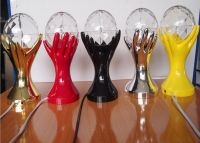 Декоративный LED-светильник Шар В Руках, 18 см (3)