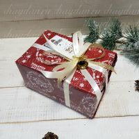 Коробка с чаем и сладостями "Новогодний подарок"