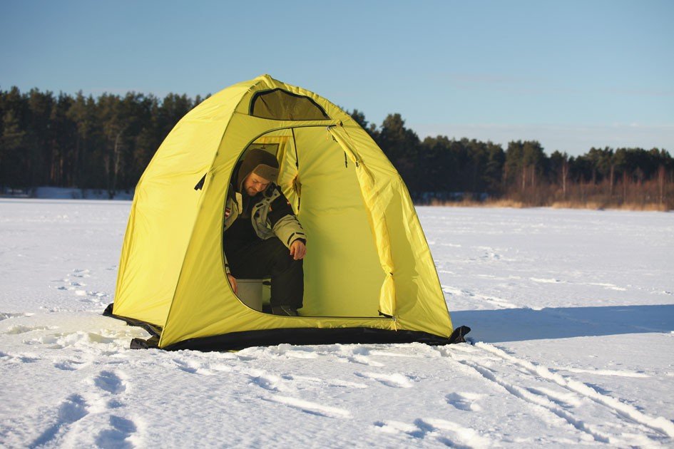 Ловля в палатке. Палатка Holiday easy Ice 150х150. Палатка Holiday easy Ice h-10451. Палатка для зимней рыбалки Холидей. Палатка зимняя рыболовная Holiday н-10451.