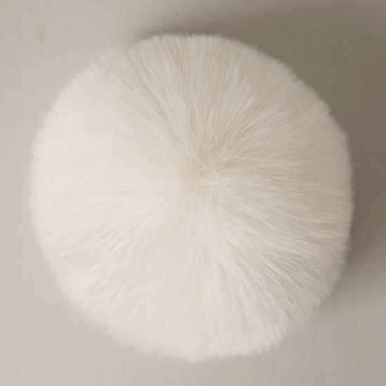 Помпон белый, 7 см  (искусственный)