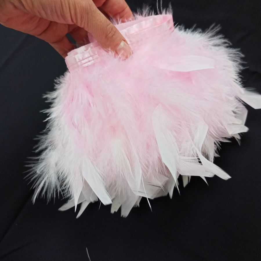 Перья на ленте марабу, лента с перьями, шириной 14-16 см, перья пушистые, цвет светло-розовый