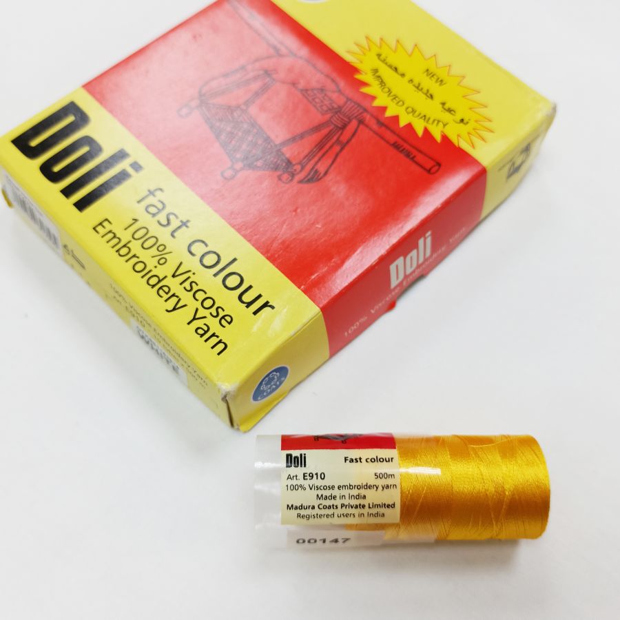 Нитки "Doli", 100% вискоза, 1 бобина 500 м., цвет ярко-желтый 00147