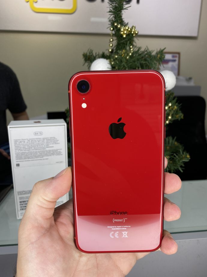 iPhone XR 64 RED