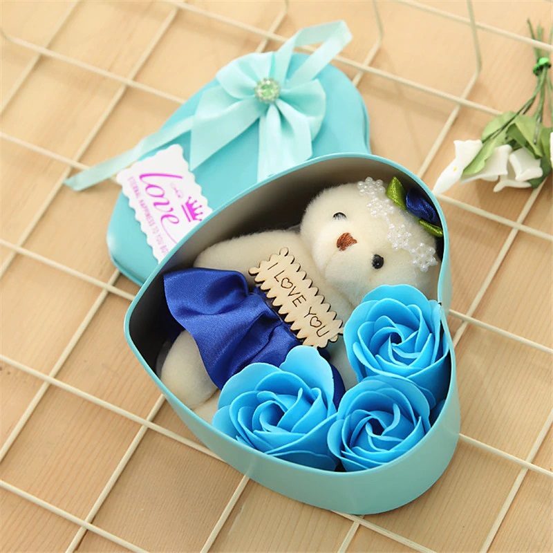 Мыльные розы 3 шт в коробке с мишкой (цвет синий)