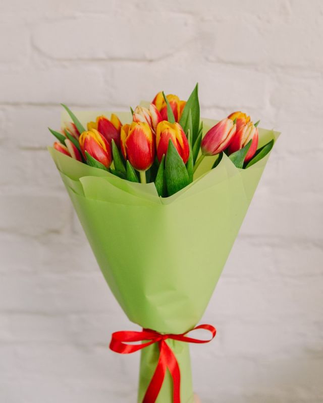 Букет цветов из 11 тюльпанов