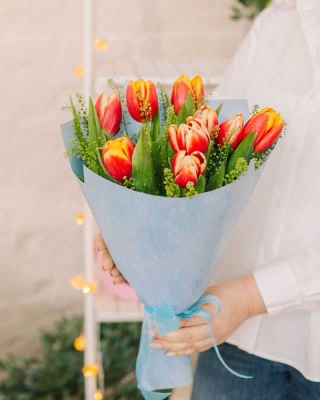 Букет цветов из 9 тюльпанов