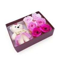 Мыльные розы 6 шт в коробке с мишкой (цвет розовый микс)