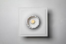 Гипсовый светильник SV 7438