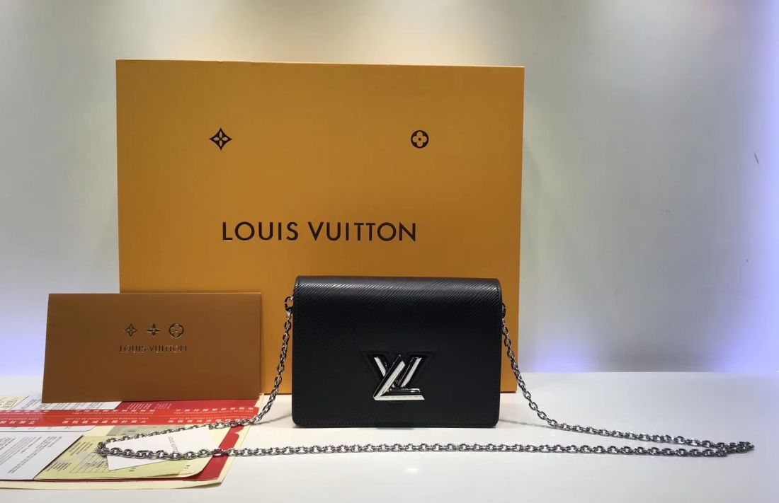 Клатч Louis Vuitton Twist Belt