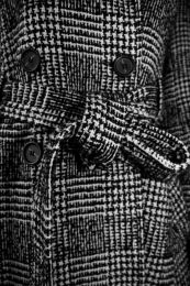 Пальто женское NAF NAF NNH30D-Z267, ткань чёрно-белая, вид 5