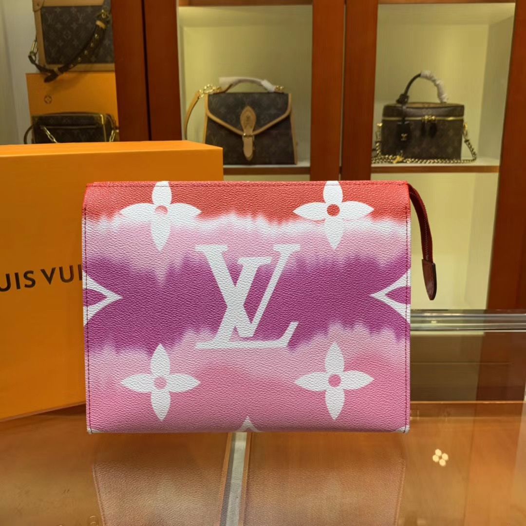 Клатч Louis Vuitton Escale