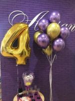 Композиция из воздушных шаров Хром золото и фиолетовый
