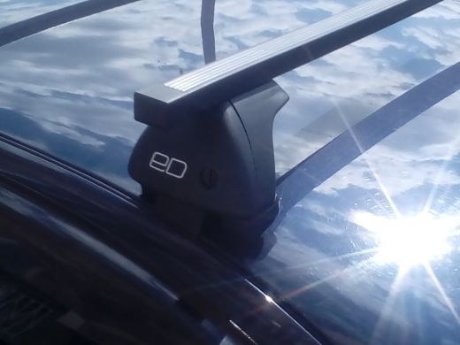 Багажник на крышу Chevrolet Niva (без рейлингов), Евродеталь, стальные прямоугольные дуги