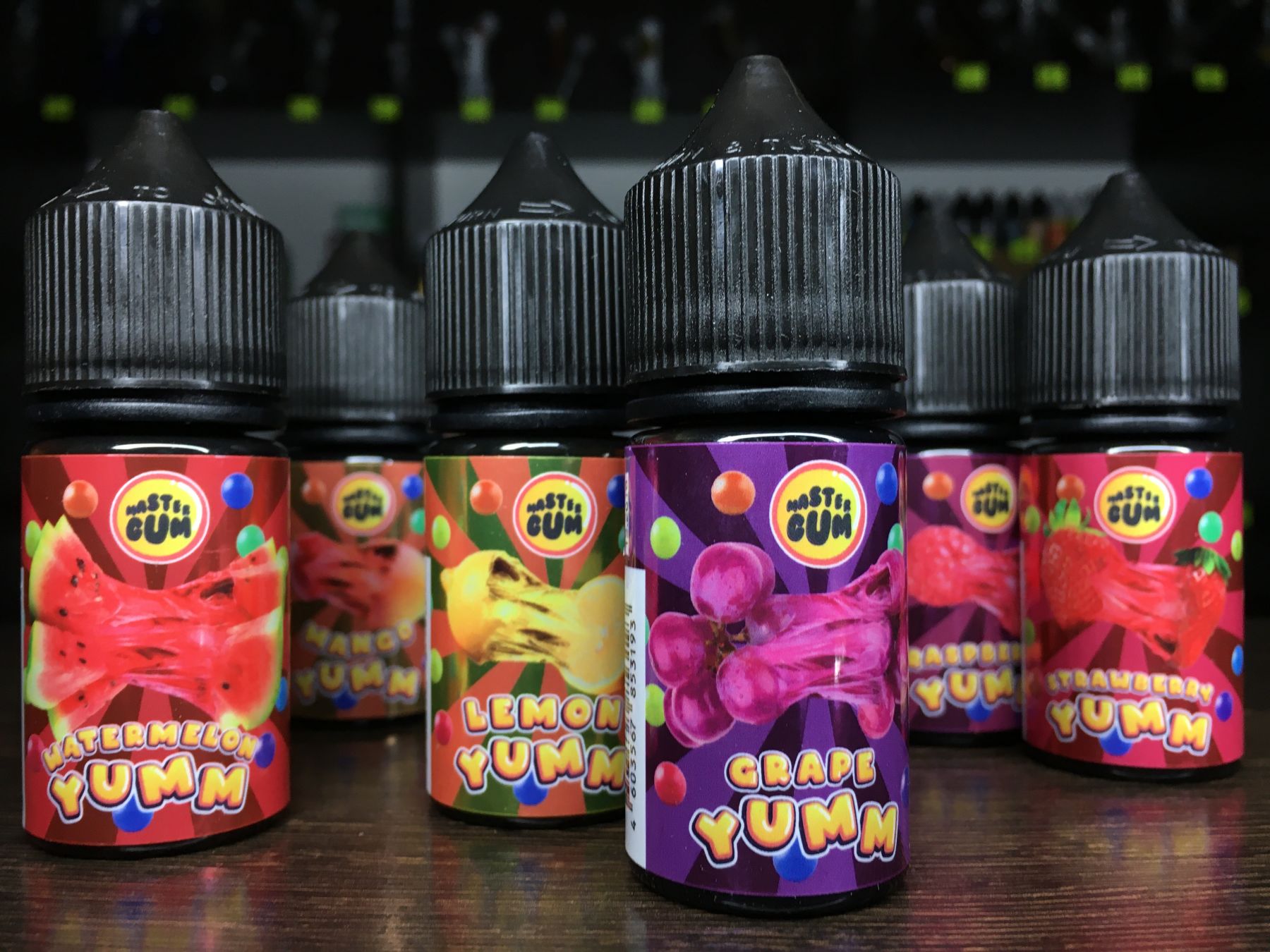 Liquid master. Жидкость Gum Salt. Жидкость Mister Gum Raspberry yumm 30ml. 44. Жижа ГУМ. Жидкость Master Gum grape yumm.