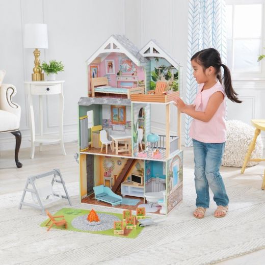 Кукольный домик Холли KidKraft интерактивный, с садиком и детской площадкой 65980