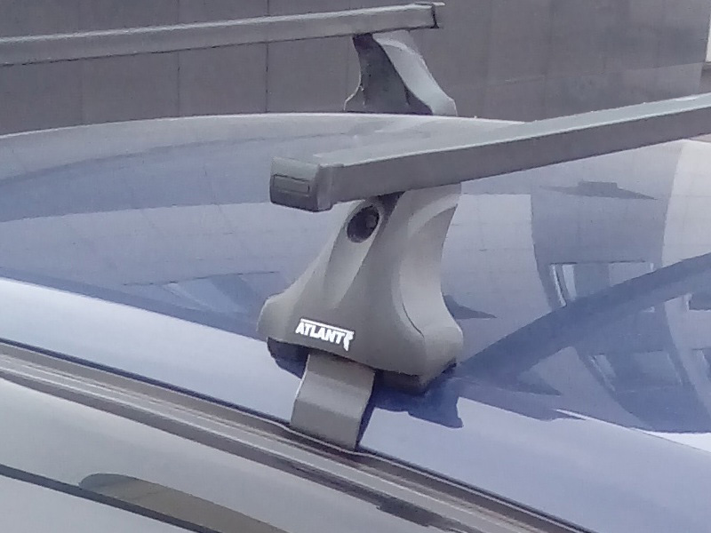 Багажник на крышу Kia Optima (JF) 2015-..., Атлант, стальные прямоугольные дуги (в пластике)
