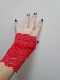 перчатки кружевные: черный, белый, красный