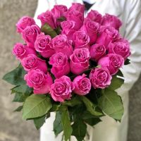 25 шикарных розовых роз (Эквадор 60см)
