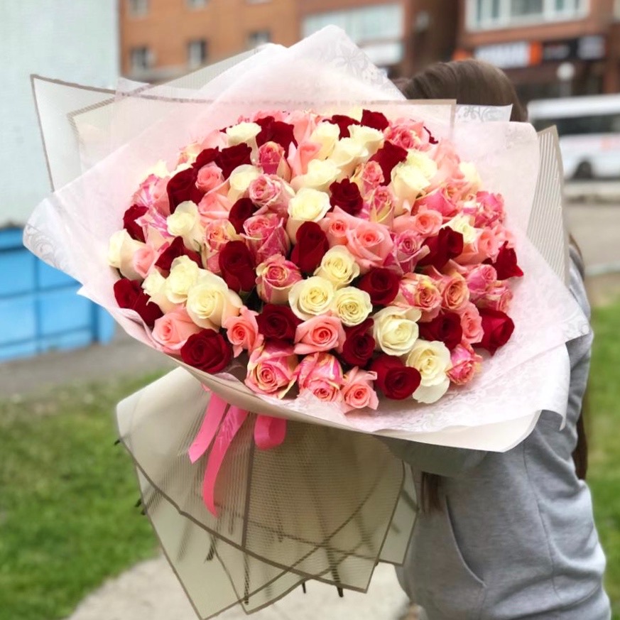 «Цветочный Коктейль»   букет из 101 розы микс