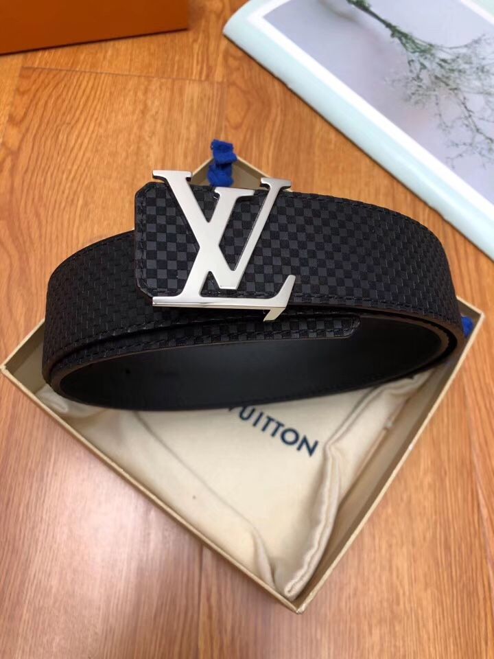 Ремень Louis Vuitton 40 mm