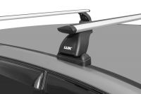 Багажник на крышу Mazda 3 sedan/hatchback (2013-18), Lux, крыловидные дуги. Крепление в штатные места.