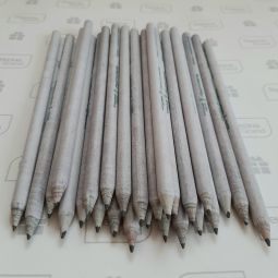 карандаши из переработанной бумаги