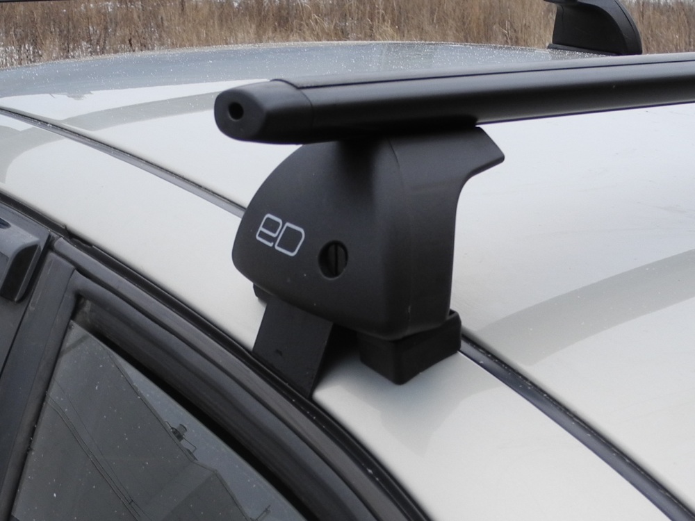 Багажник на крышу Kia Optima IV (2015-...), Евродеталь, аэродинамические дуги (черный цвет)