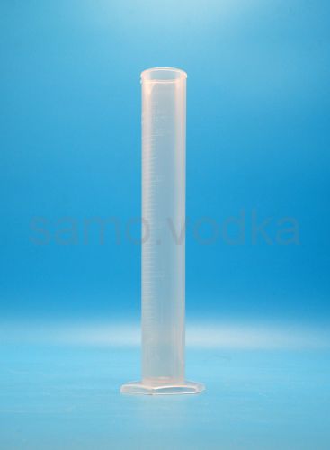 Мерный цилиндр 100 мл / пластик