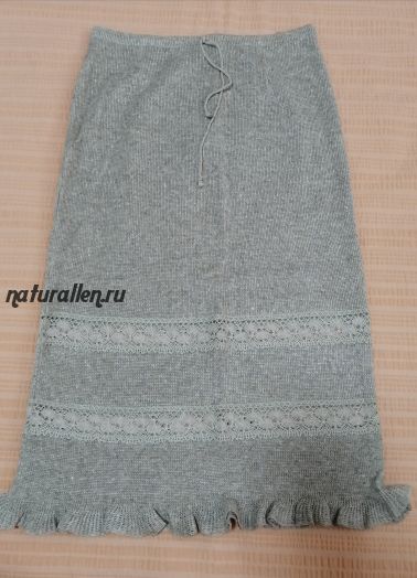 Трикотажная льняная юбка с вставками из кружева