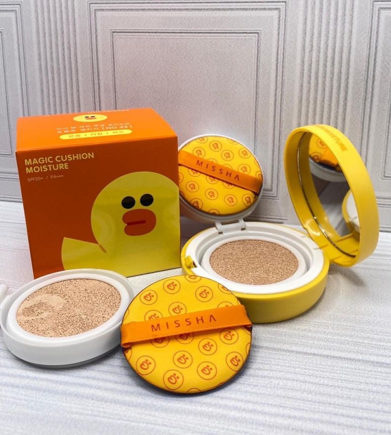 Кушон Утка Magic Cushion Moisture Special Set SPF50+/PA+++ (8180)