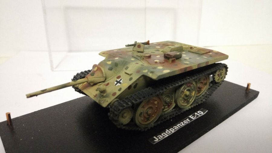 Jagdpanzer E-10 (1/72)