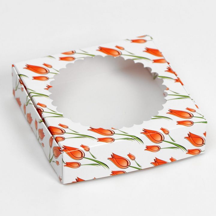 Подарочная коробка сборная с окном " Тюльпаны ", 11,5 х 11,5 х 3 см