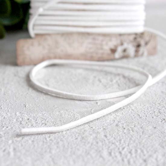 Декоративный шнур "Замша белая", 3 м. * 0,2 см.